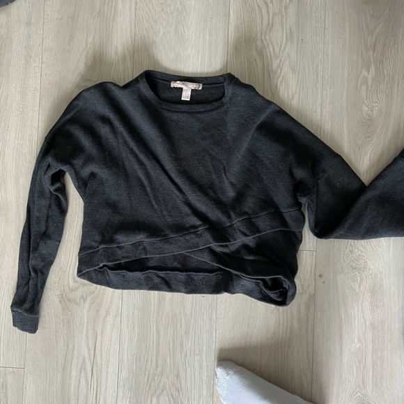 Cropped Sweater - Picture 1 of 2